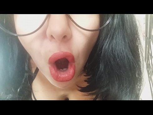 ❤️ Kara, via duonpatrino ne lasos vin iri al lernejo hodiaŭ... Mi bezonas vin tro multe... ️ Rusia porno ĉe ni ️❤