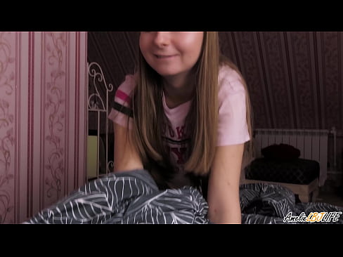 ❤️ Blondie Suĉas sian BFF-on Profunde kaj Akiras Cum En Ŝia Buŝo ️ Rusia porno ĉe ni ️❤
